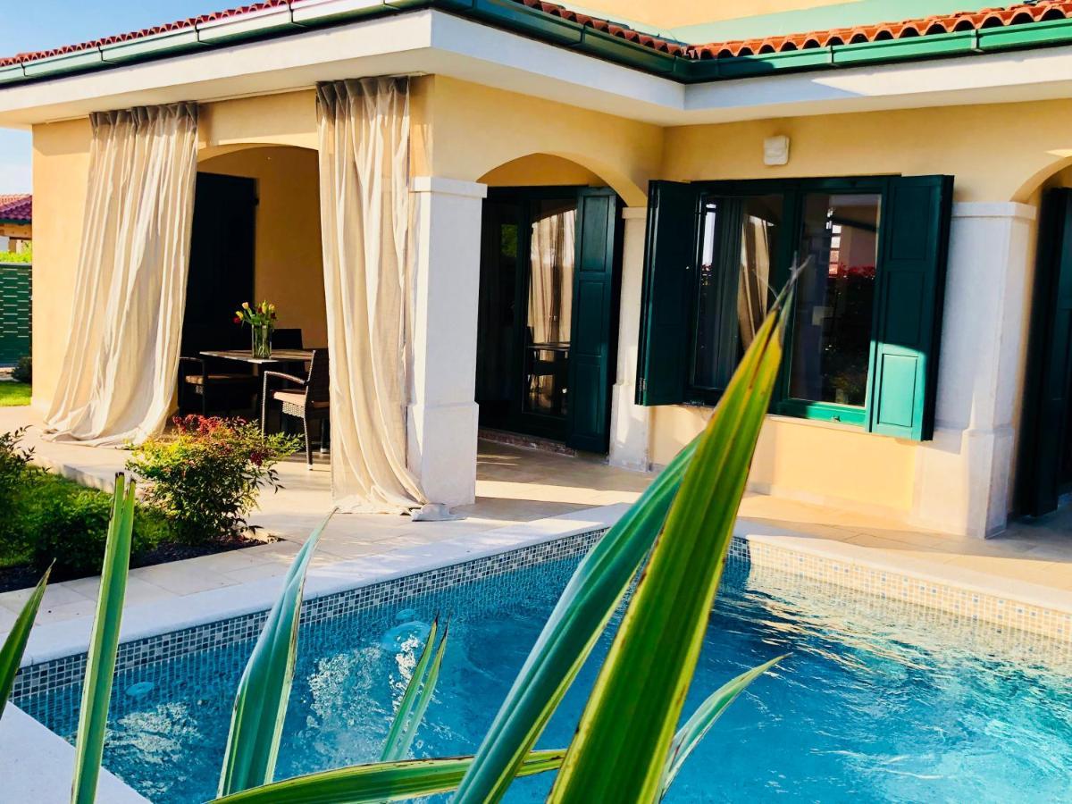 Private Villa "San Servolo House" With Sea View And Private Pool Buje Eksteriør billede