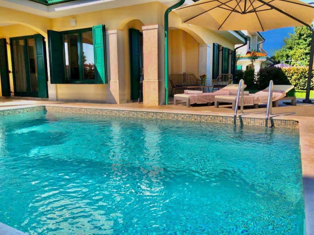 Private Villa "San Servolo House" With Sea View And Private Pool Buje Eksteriør billede